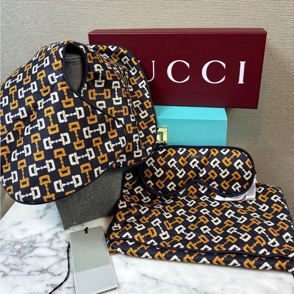 Gucci Accessories - Gucci Horsebit Cotton Eye Mask & Travel Neck Pillow Set w/ Pouch & Box NWT